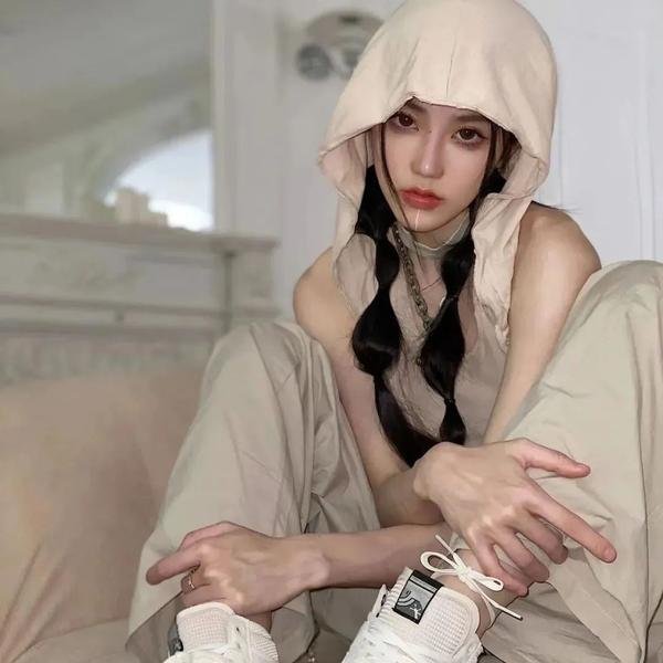 潜伏娇娃